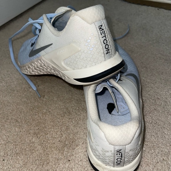 Nike Metcons - Picture 4 of 5